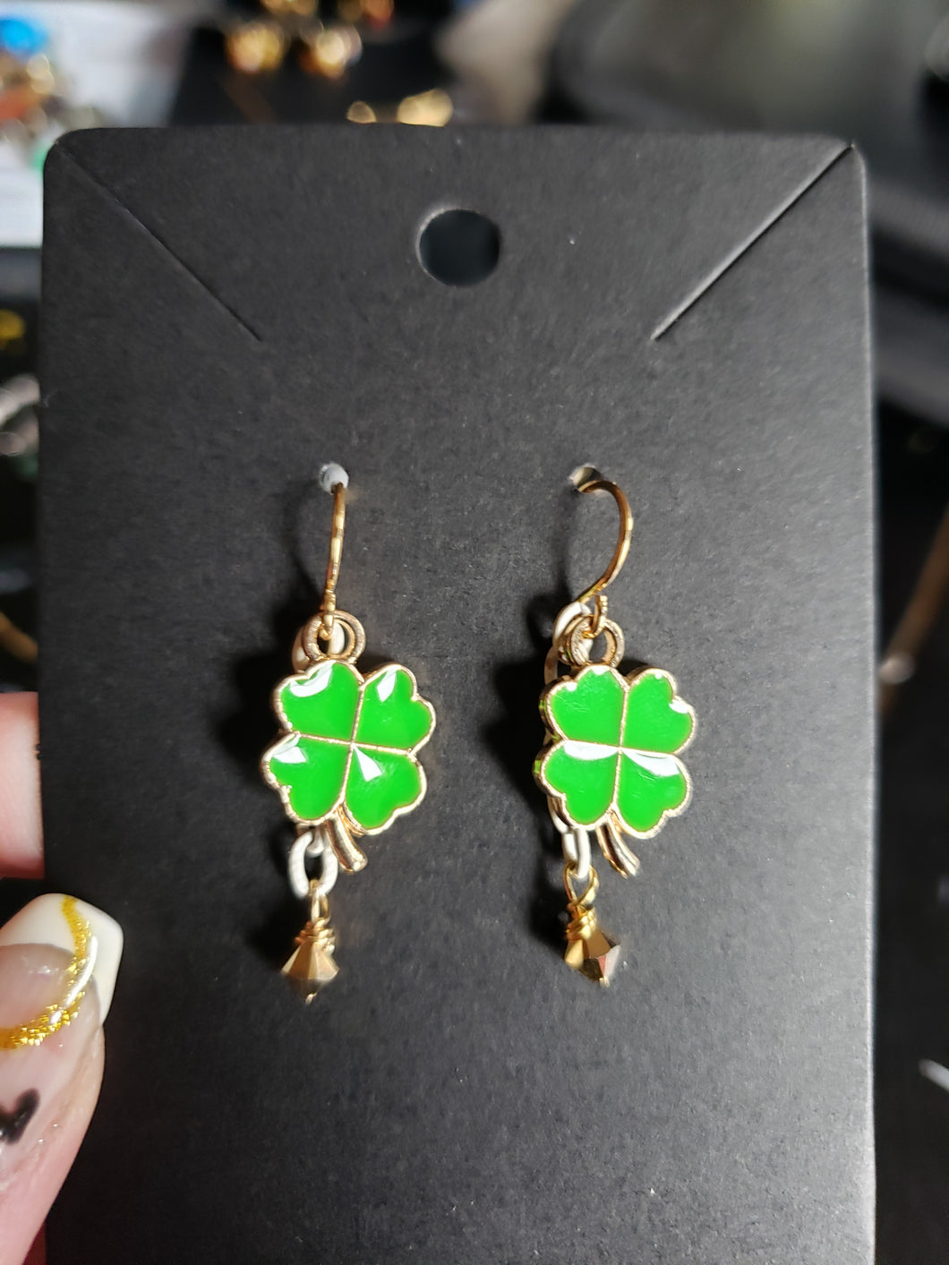 Lime Green Clover w/ crystal